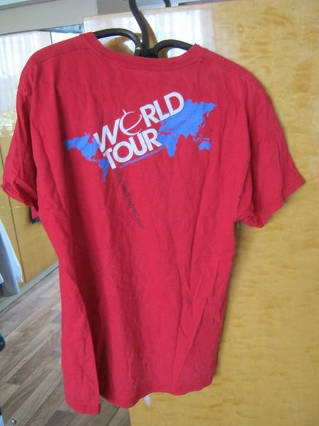rotes T-Shirt