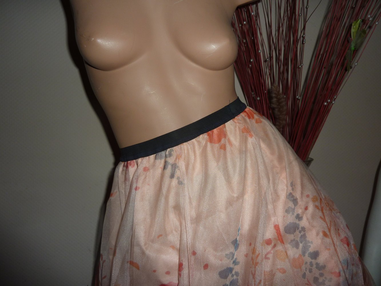 NEU NEU NEU   Atemberaubend schöner Tüllrock toller Farbmix oben hell nach unten immer dunkler  Gummibund ca 43+ cm  Länge ca 94 cm