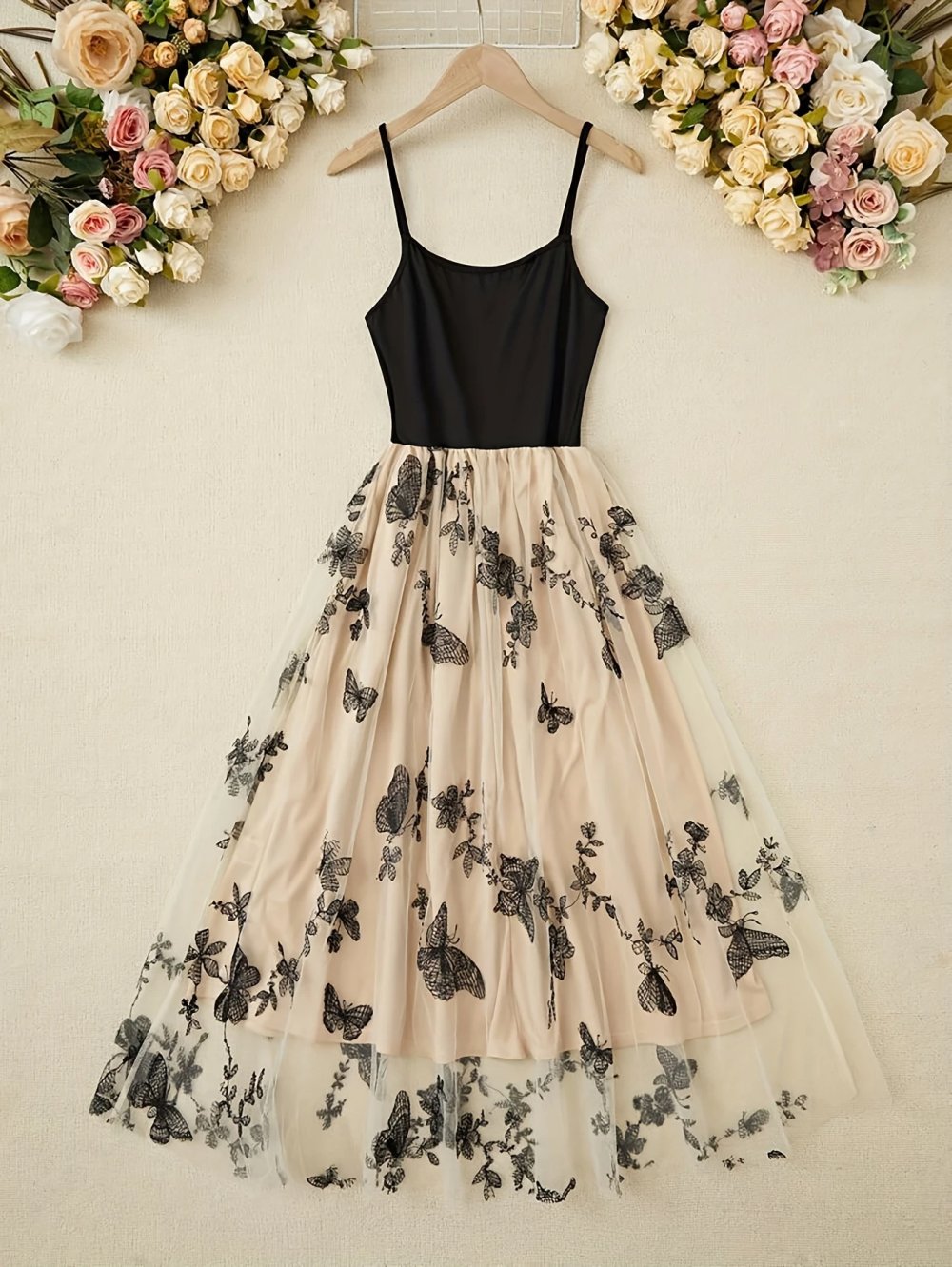 Kleid Sommerkleid NEU M wie S 36 38 Coctailkleid beige schwarz mit Tüllrock 