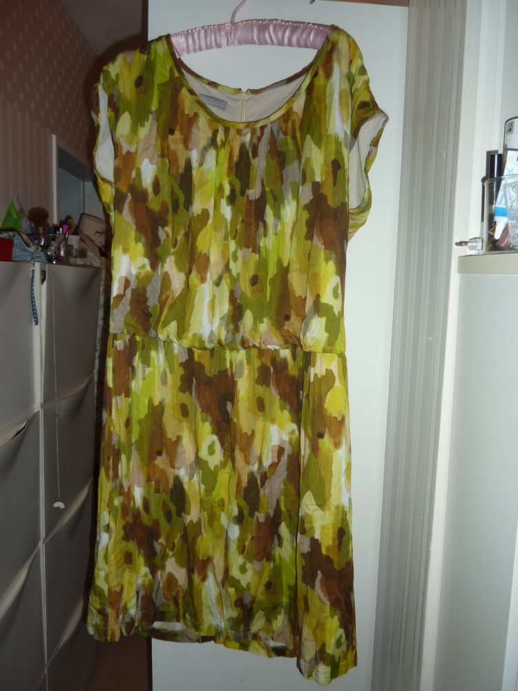 KLeid Kapalua 46 XL oliv grün Sommerkleid Coctailkleid neuwertig Viskose