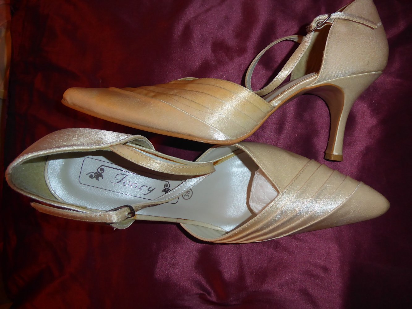 Brautschuhe NEU beige cappuccino Gr. 37 Hochzeitsschuhe IVORY Schuhe Alice NP 79