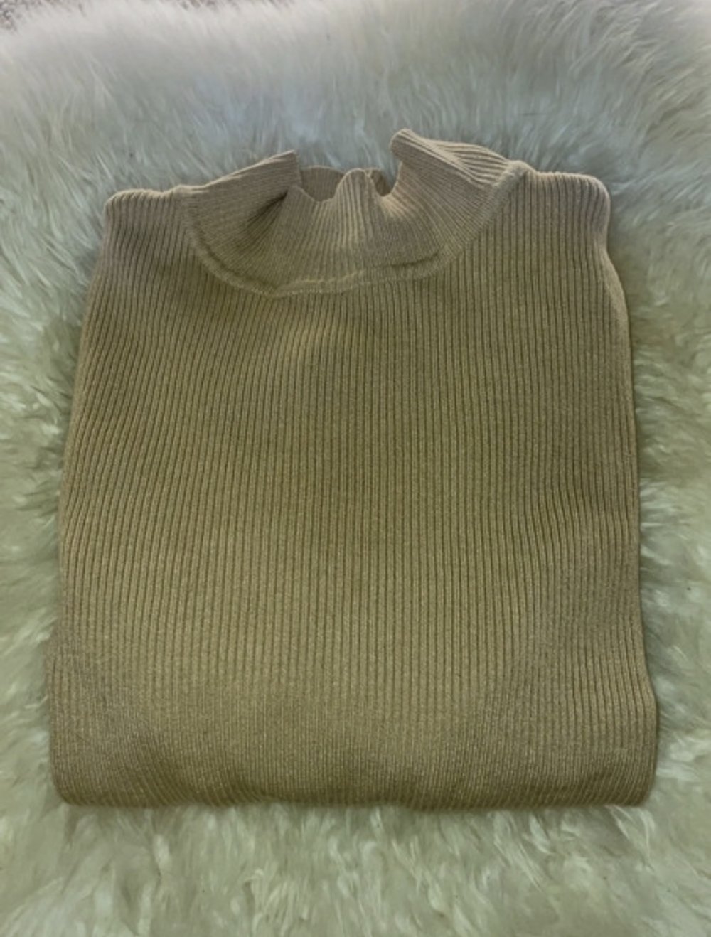 Bauchfreier Pullover