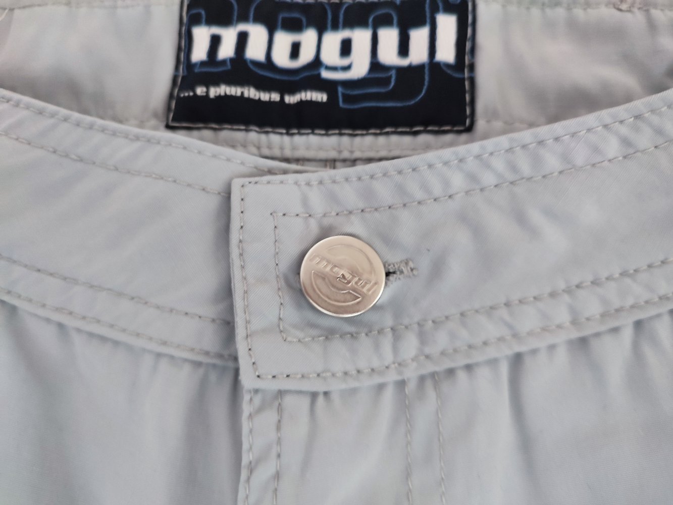 Graue Cargo-Hose von Mogul