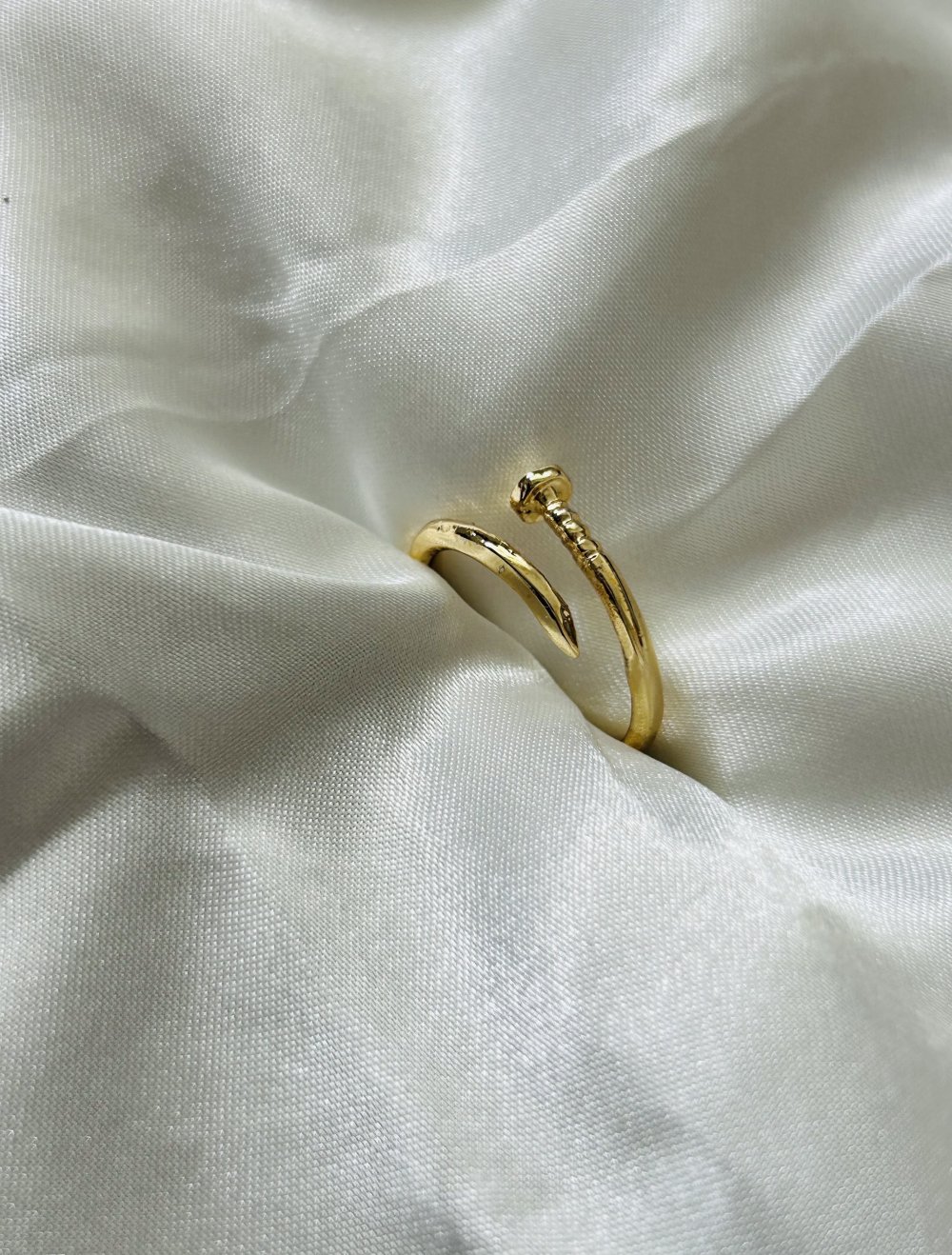 Ring mit Motiv
