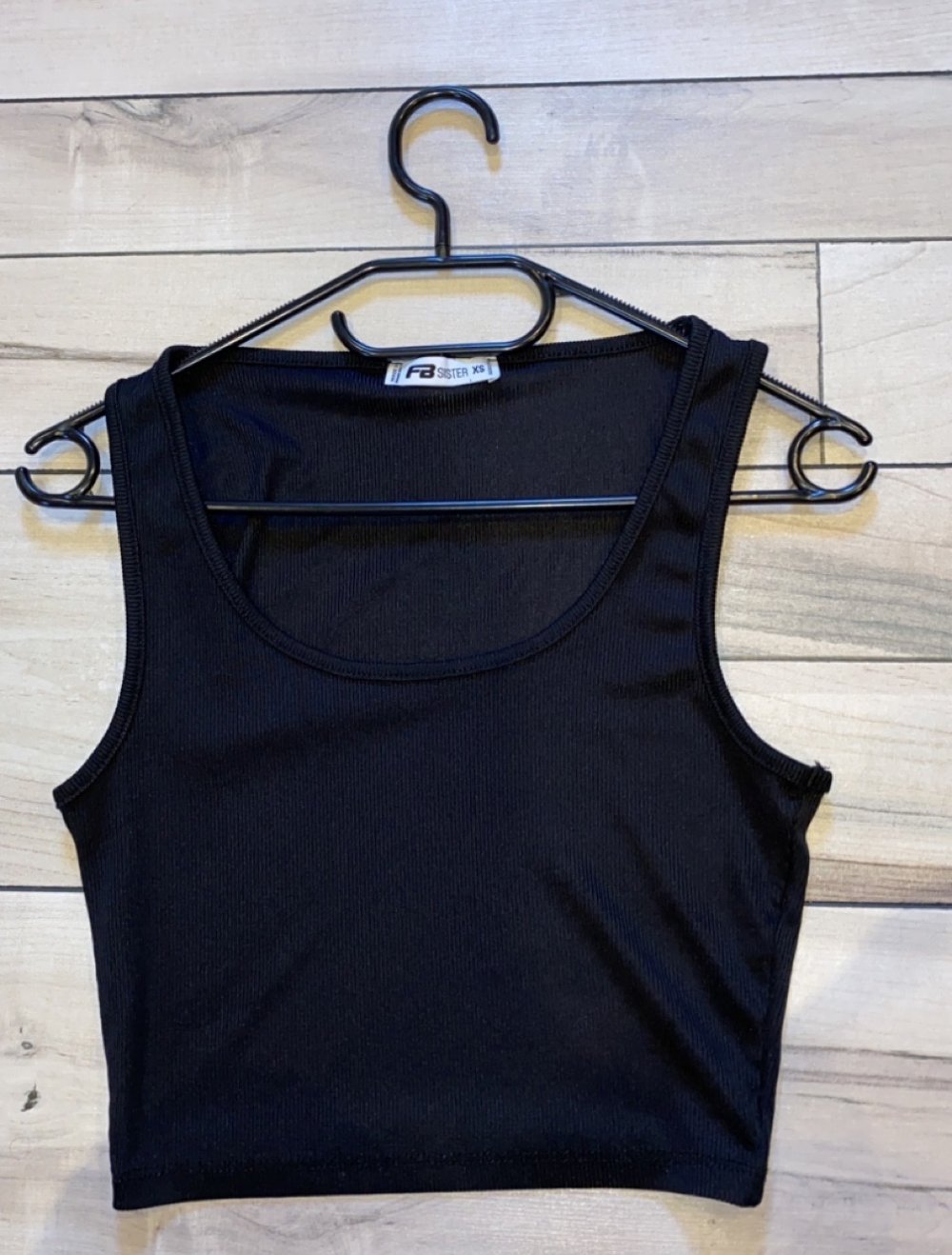 2er Pack Tops in Braun und Schwarz