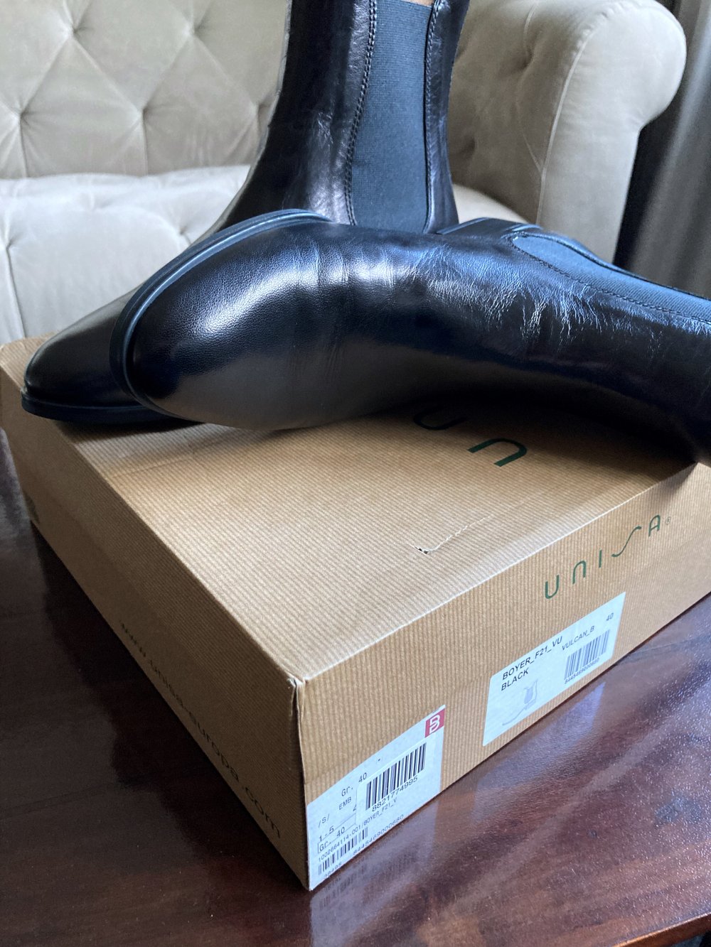 NEU! Schwarze Glattleder Stiefelette Gr. 40 UNISA BOYER Leder Chelsea Boots Echtleder