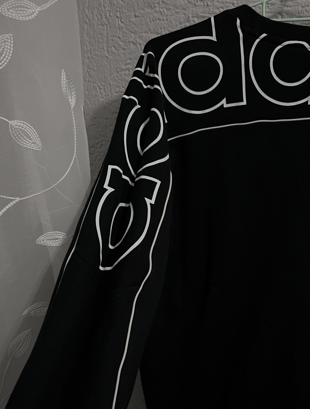 Adidas pulli