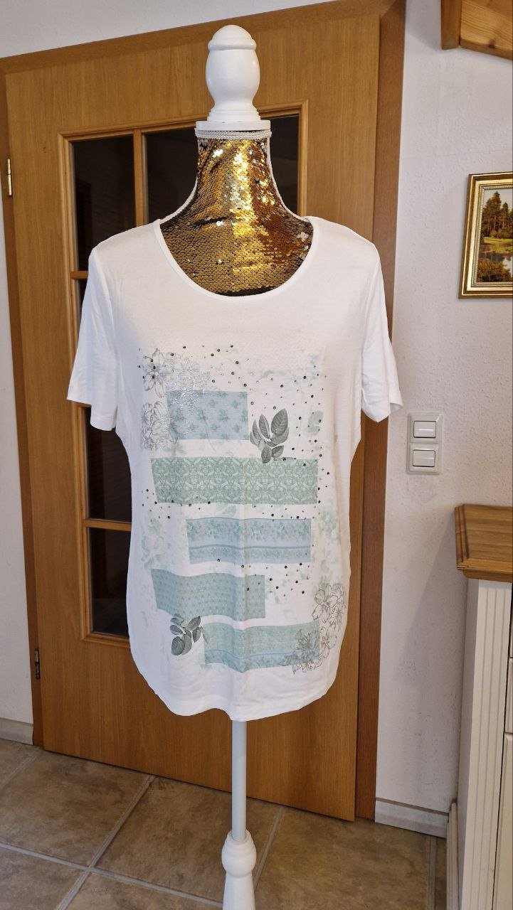 Mona.  Bequemes weißes T-Shirt mit Perlen.  Größe L.  Baumwolle + Elastan. 