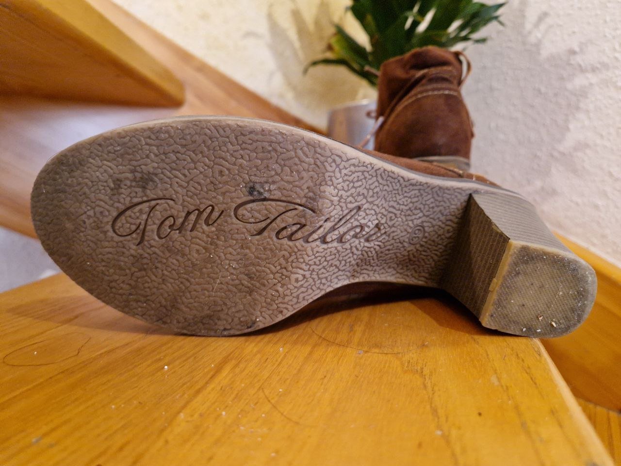 Tom Tailor. Schöne braune Stiefel. Größe 39. 