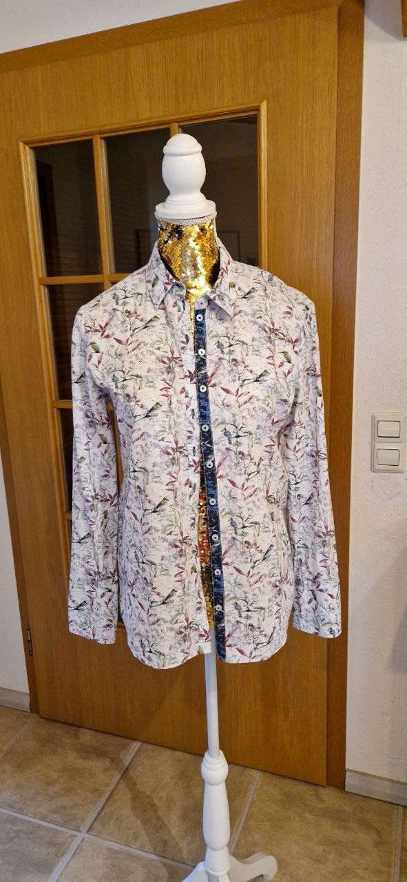Gerry Weber. Leichte Bluse, Hemd. Baumwolle. Passt für Größe S-M. 