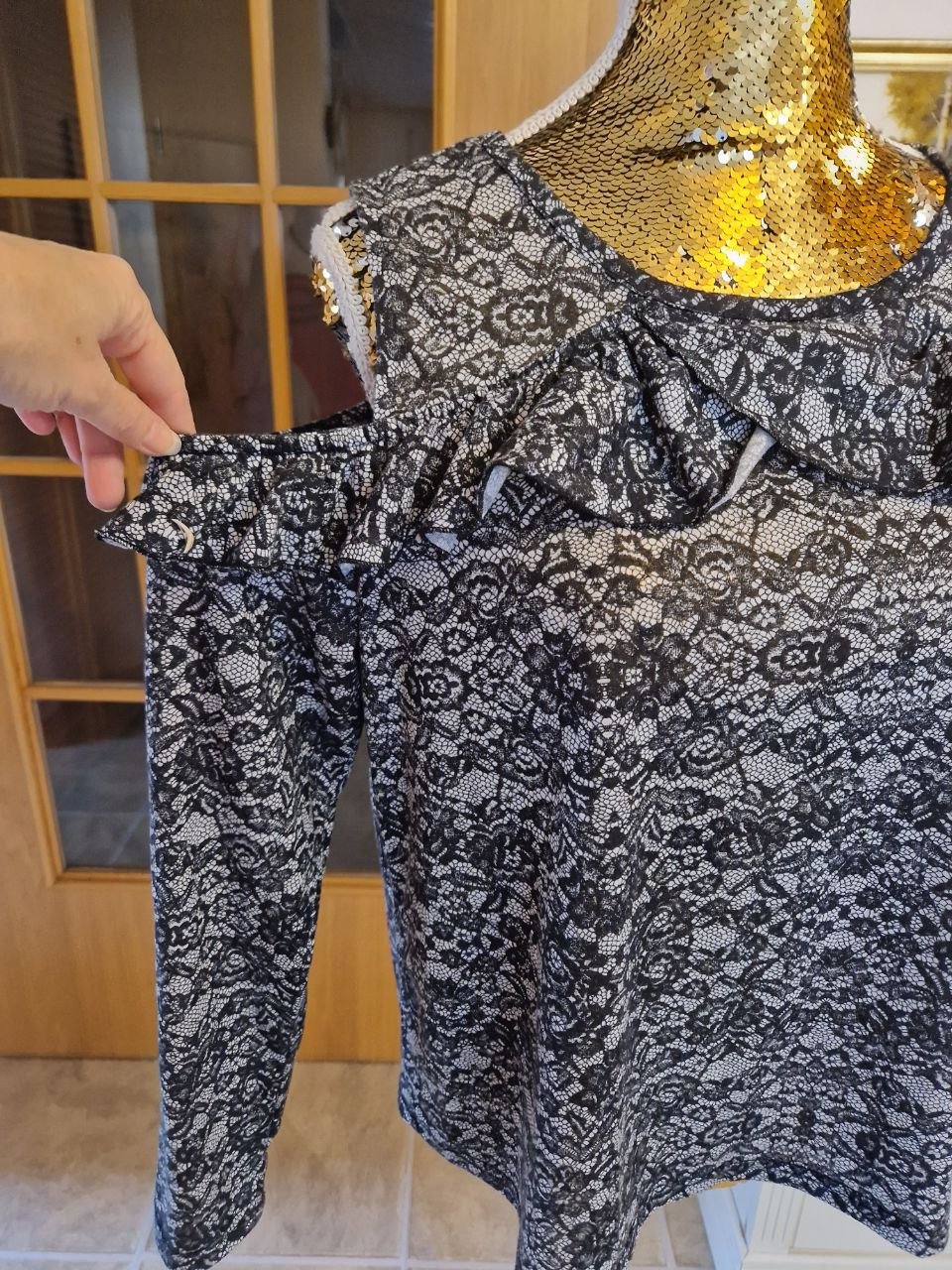 Flame. Elegante schwarze Bluse - Top- Tunika.  Größe L/XL. 