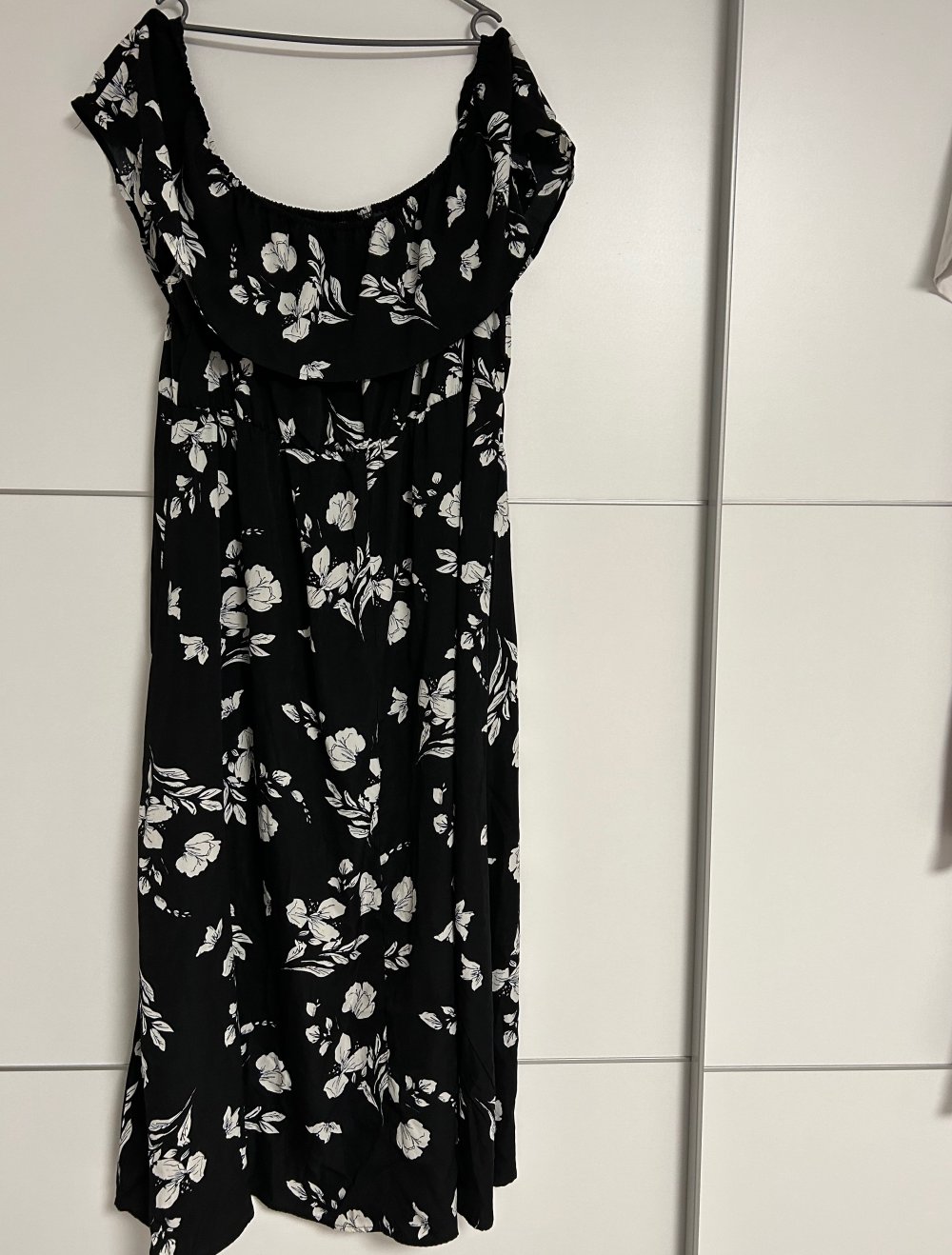 Langes Kleid