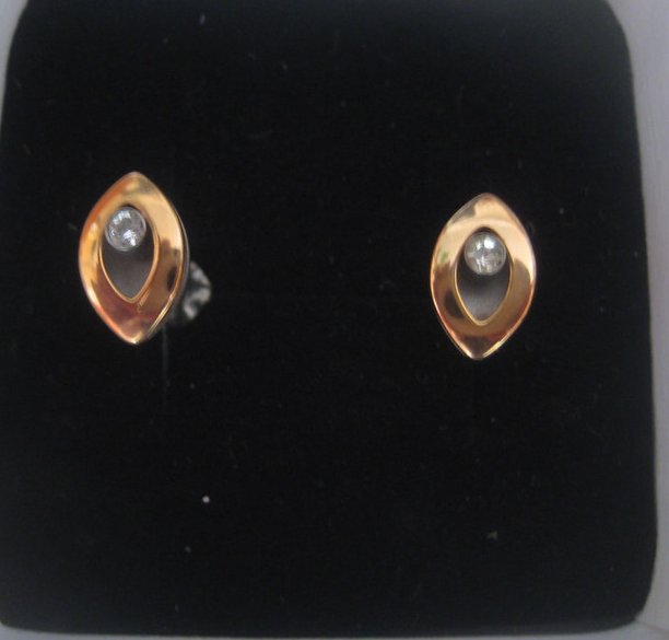 Neue Bicolor, Silber-Gold, Titan Ohrstecker mit Swarovski Kristall