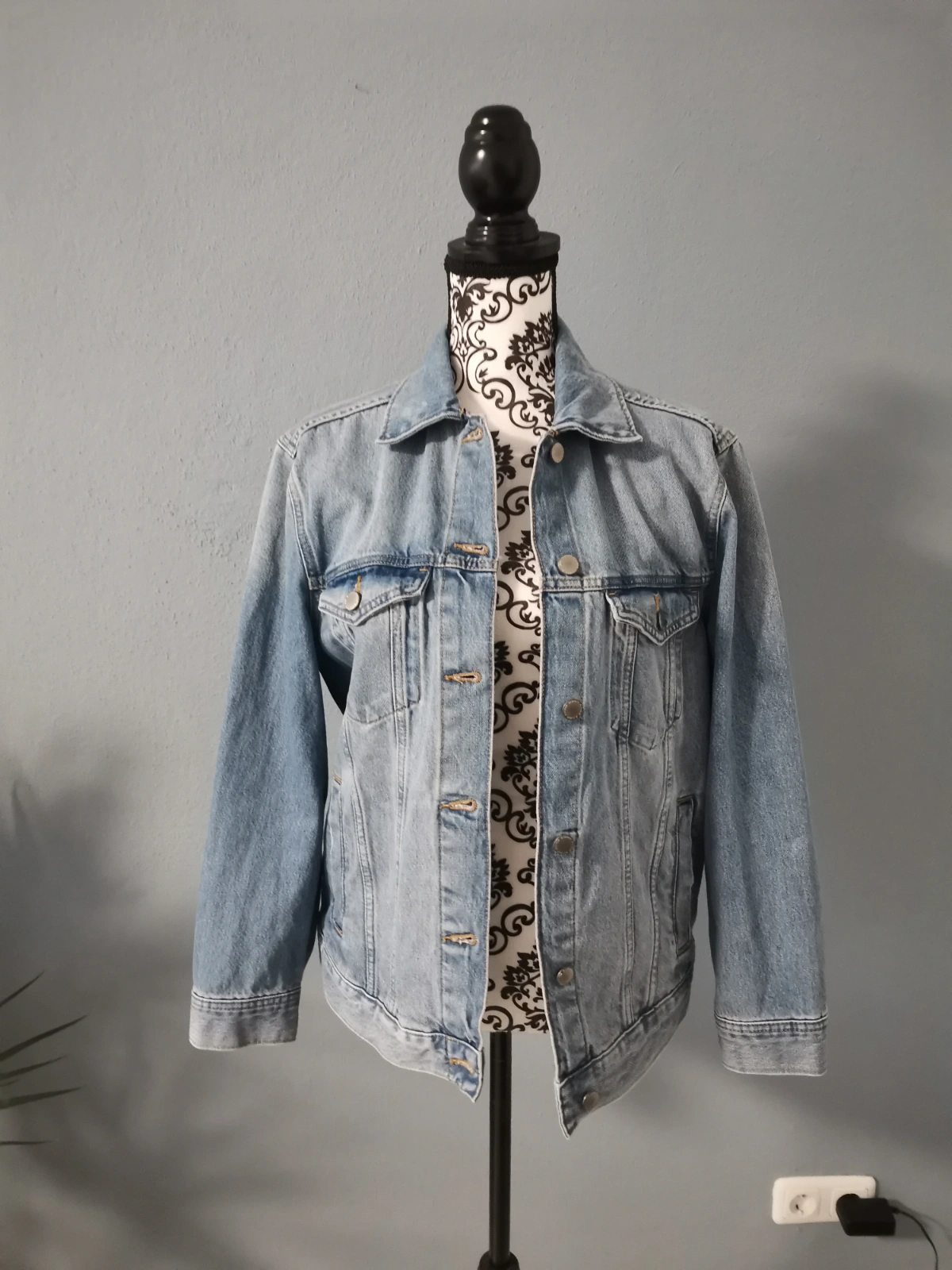 Handbemalte Jeansjacke Harry Potter und Hedwig Nerdy Nerdig Gr. 38 Oversized von H&M Unikat