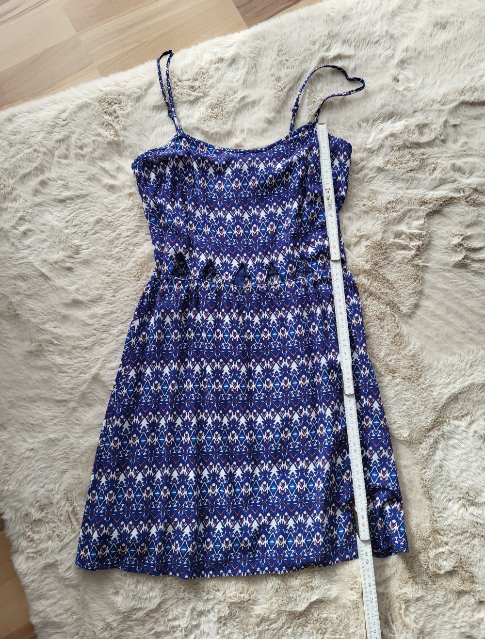 Blaues Sommerkleid Spaghettiträger Cut Outs H&M