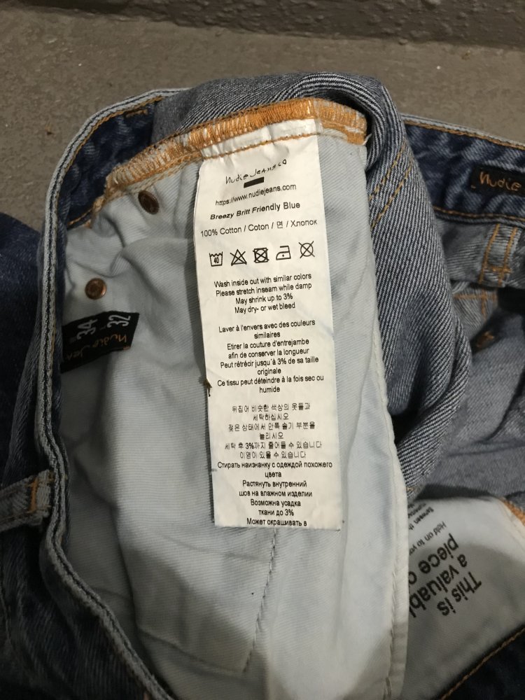 Nudie Jeans Modell Breezy Britt