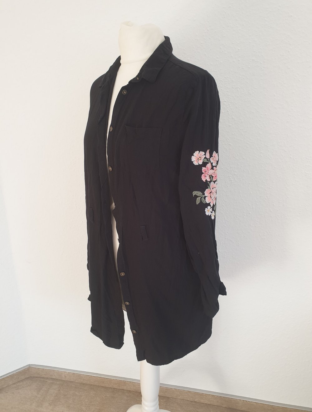 Bluse schwarz 170 Blumen H&M