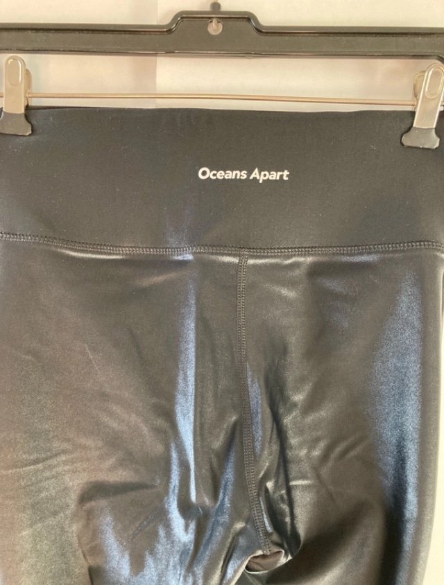 Oceans Apart Leggings