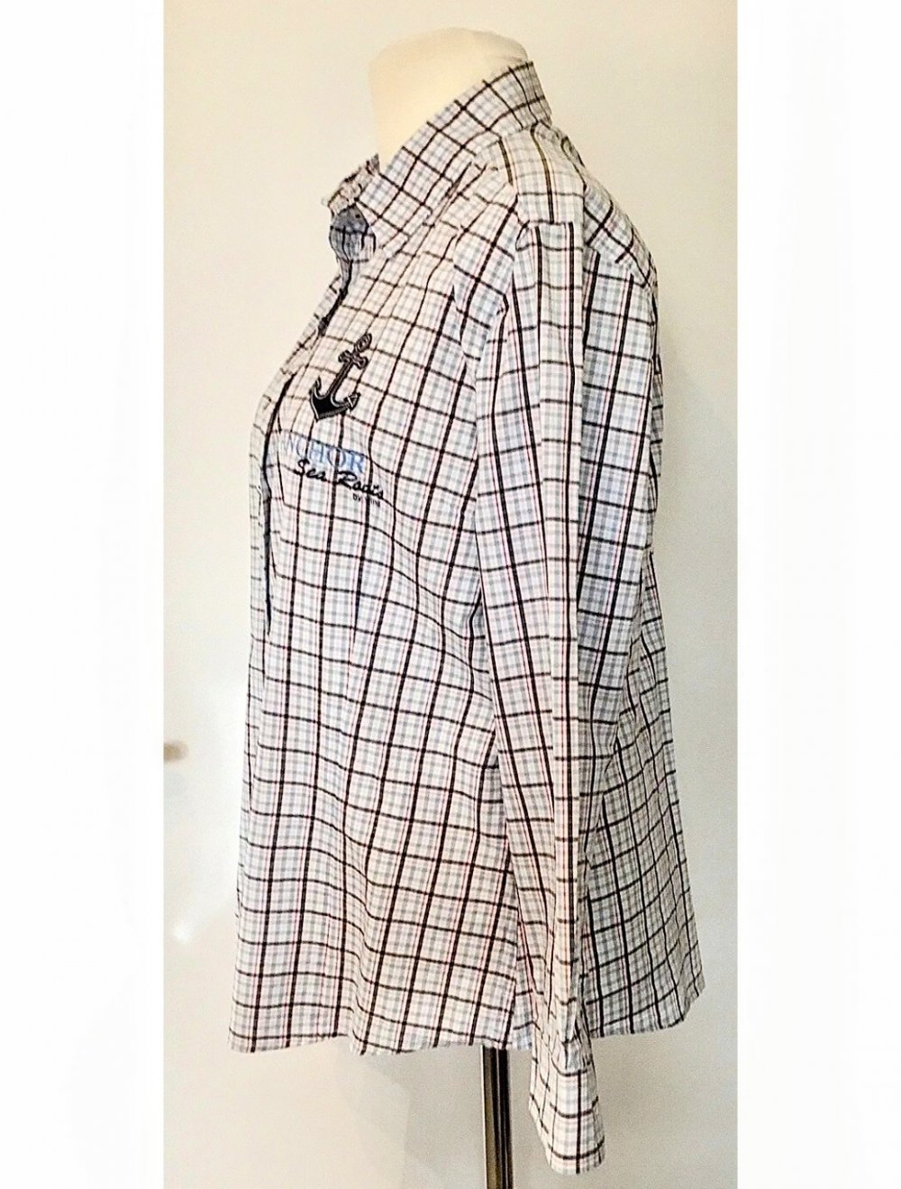 WIND Sportswear Bluse Gr.L Kariert Applikation Bestickt Logo Neuwertig