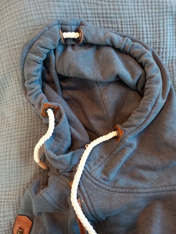 Naketano Sweatjacke Gr 38/M Damen, blau, Jacke, seitlicher Reissverschluss