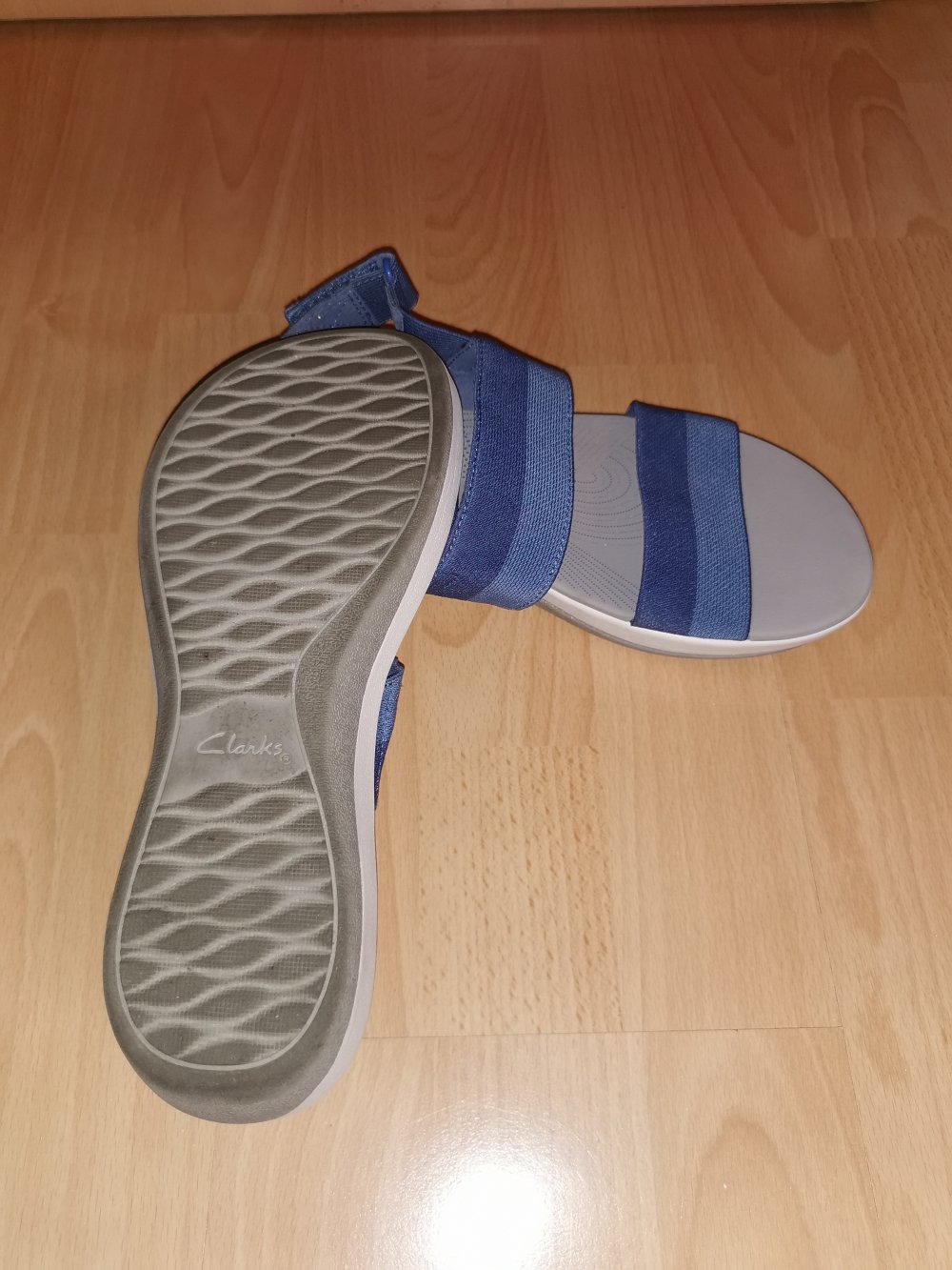 Sandalen von Clarks (Gr. 39,5)