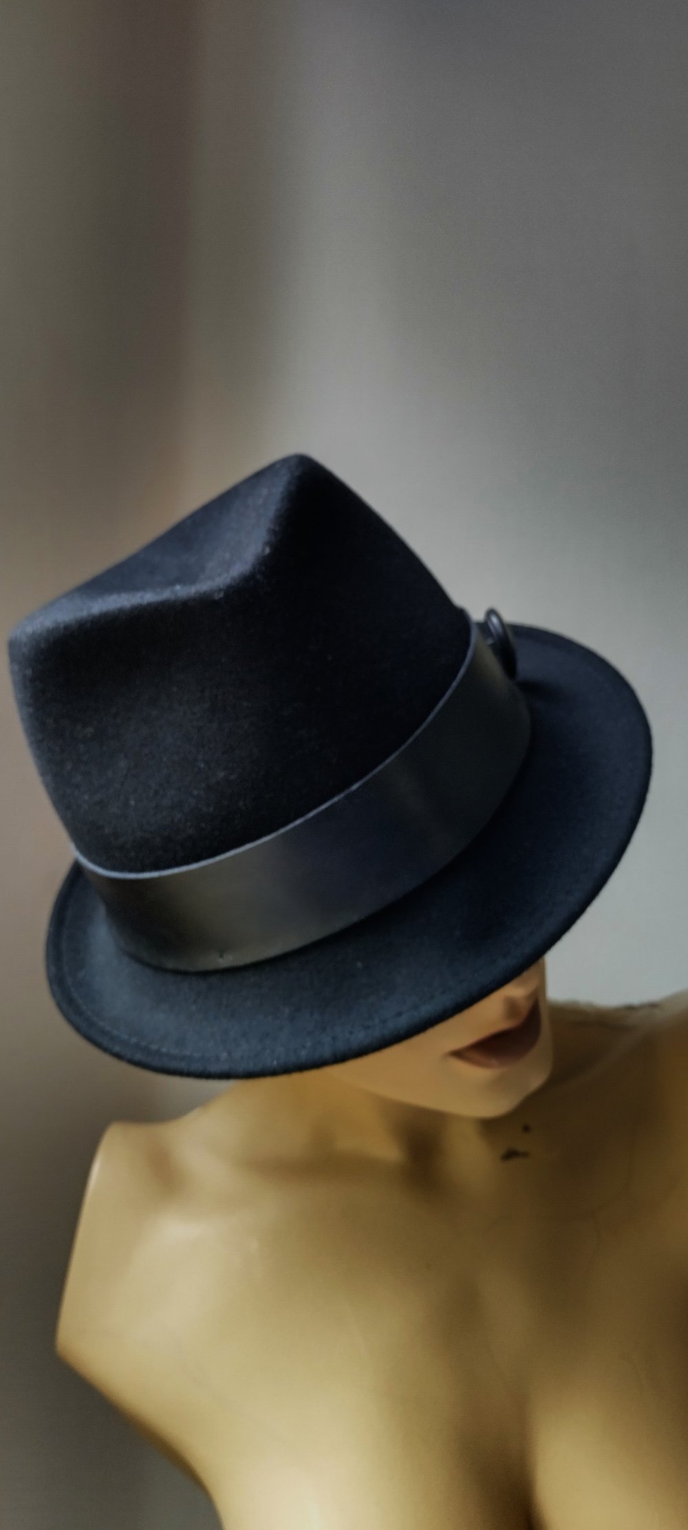 Wollhut mit Lederband, Gr.57, schwarz