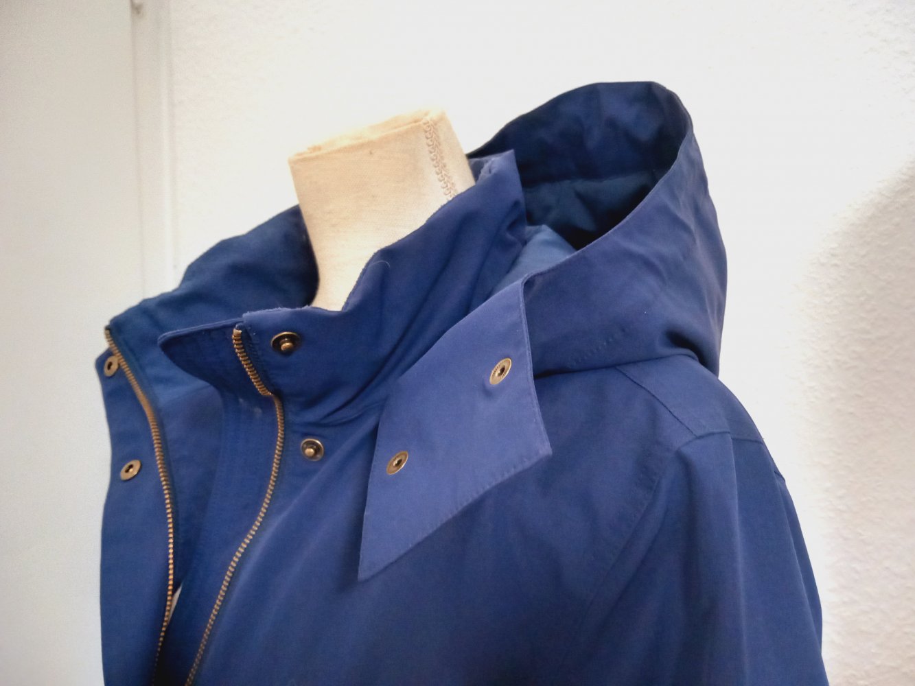 Primaloft Langer Kapuzen Wintermantel Gr M l 50 midnight blue Herren  oder  Damen 42 44