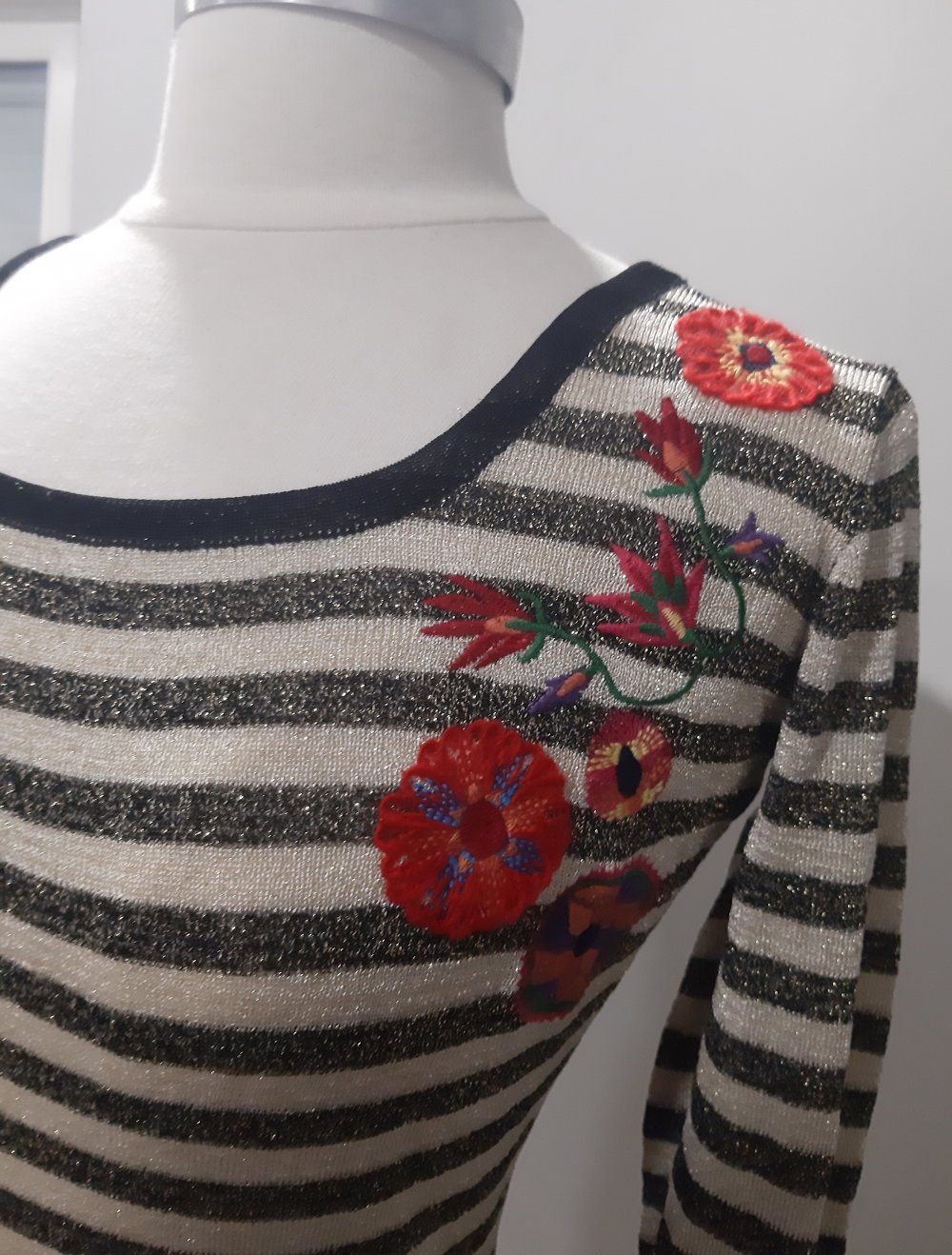 Langarm Sweatshirt  Desigual Gr. XS
