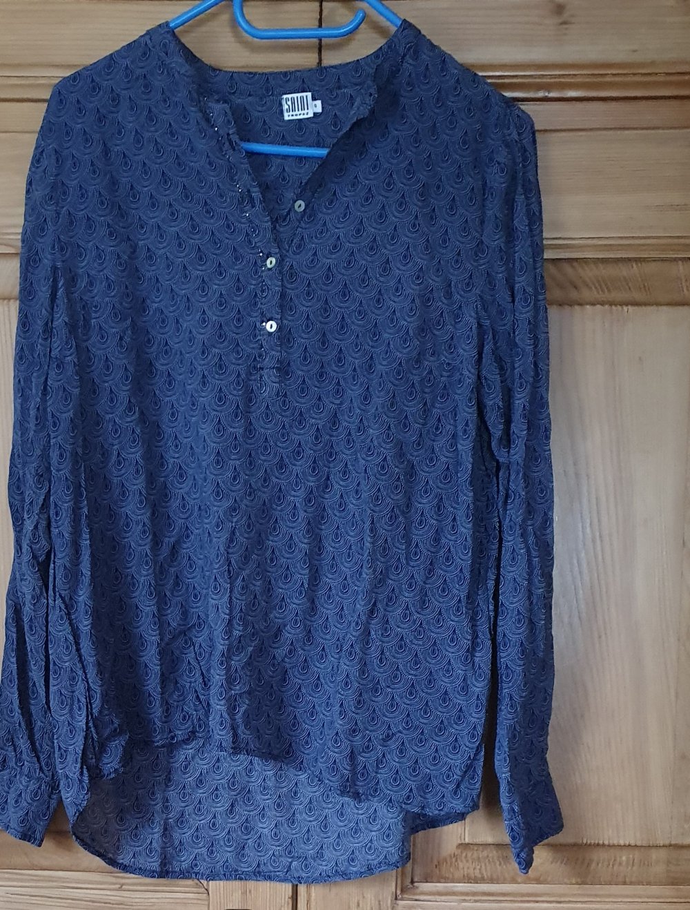 Bluse ?  Saint Tropez