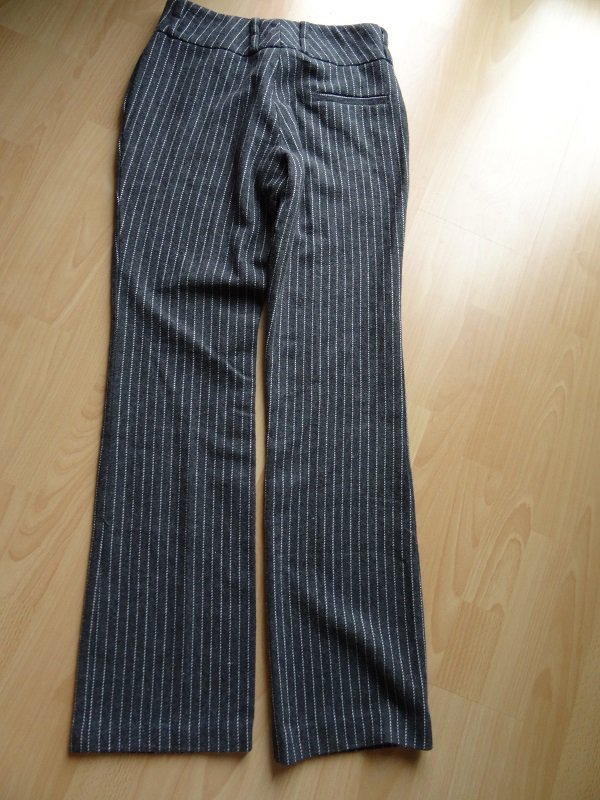 Wollhose Gr. M / 42 dunkel grau mit Nadelstreifen
