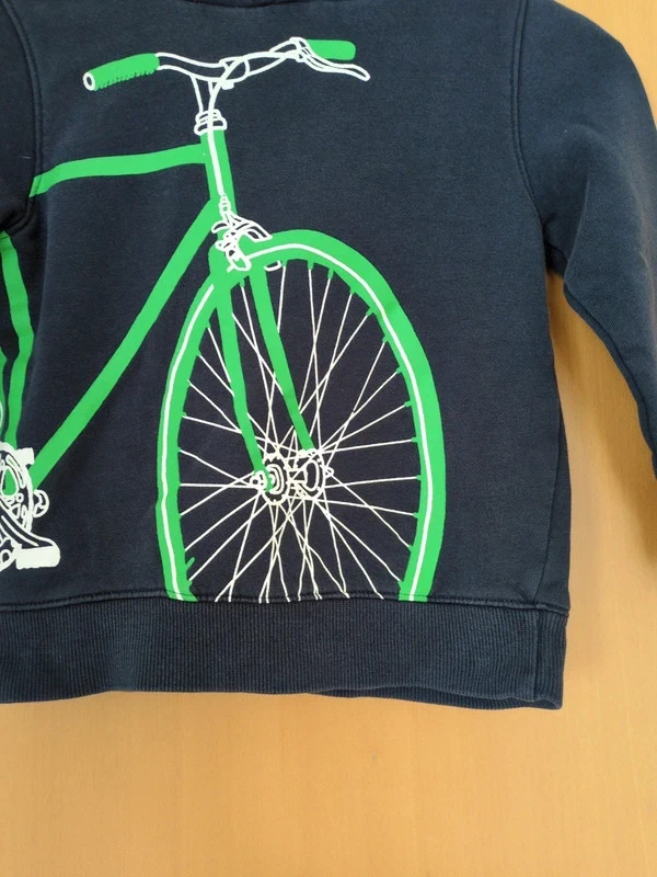 schwarzer Hoodie Gr.122