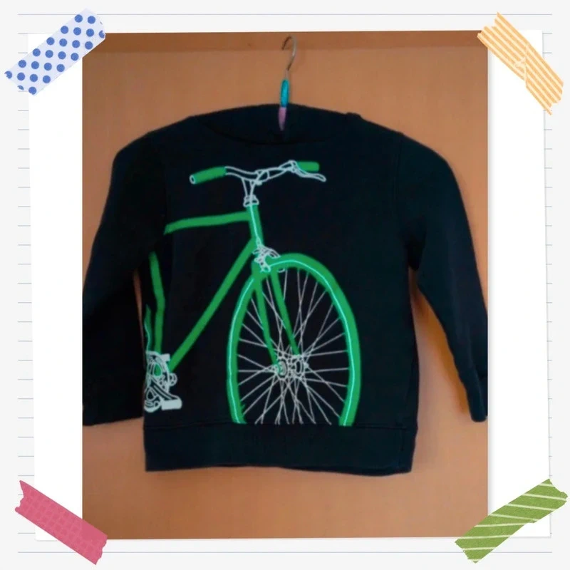 schwarzer Hoodie Gr.122