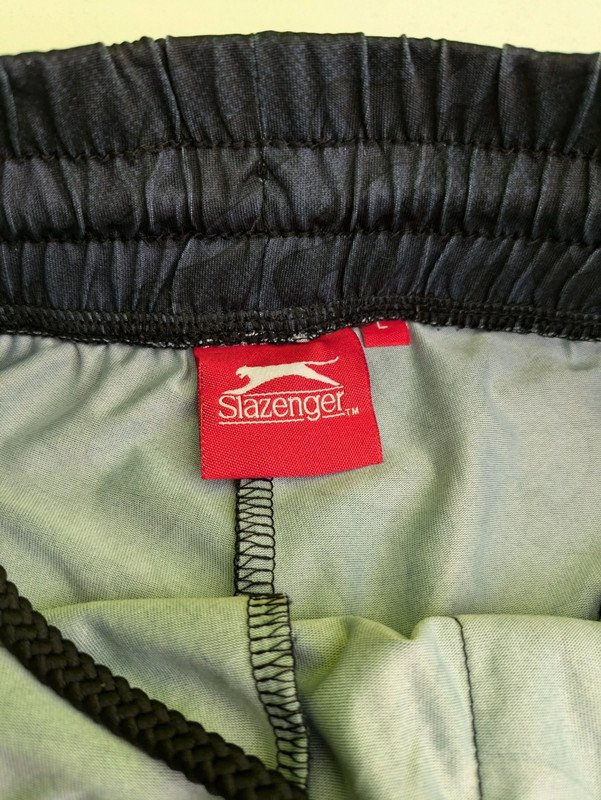 Kurze Sporthose Gr.L
