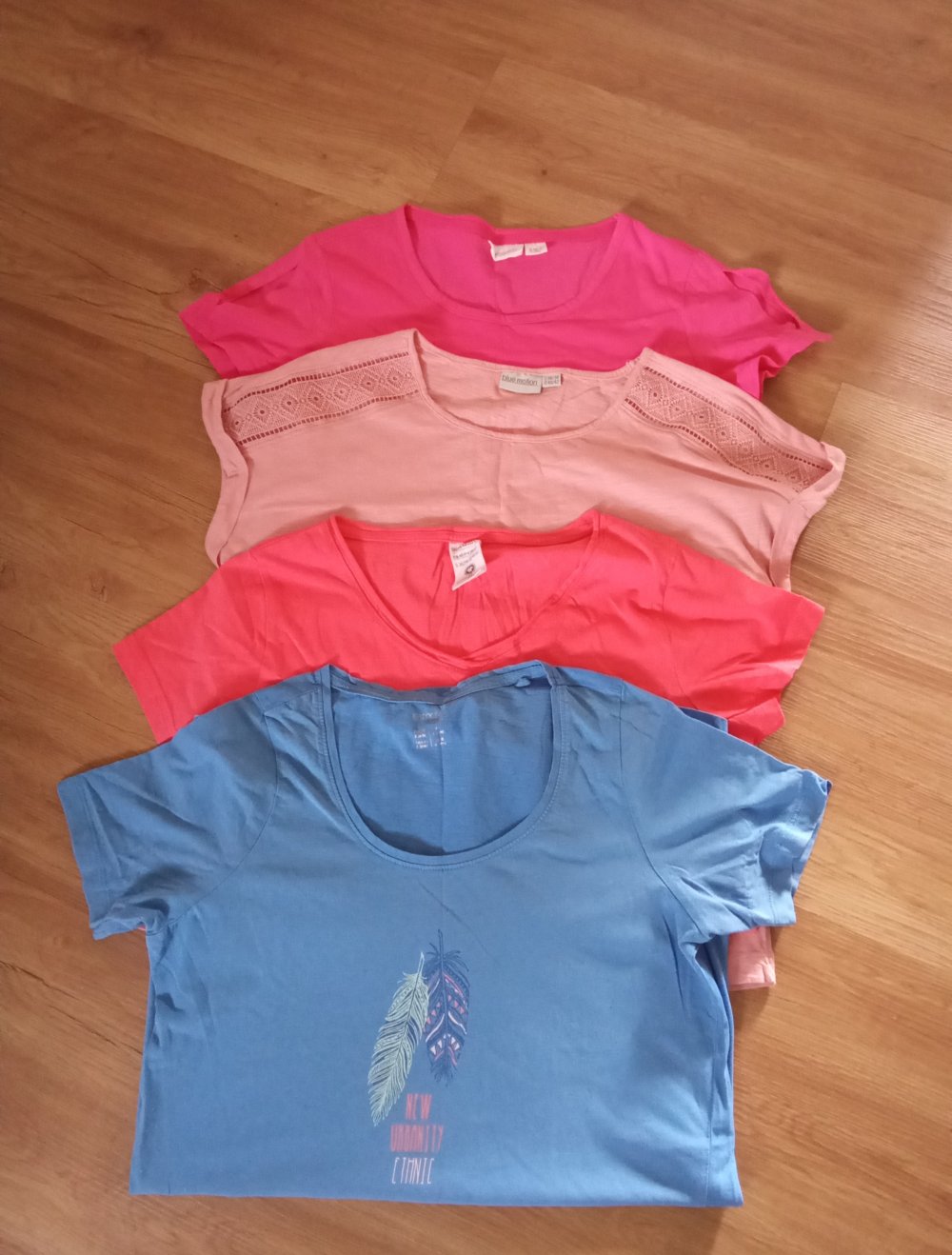 T- Shirt 's