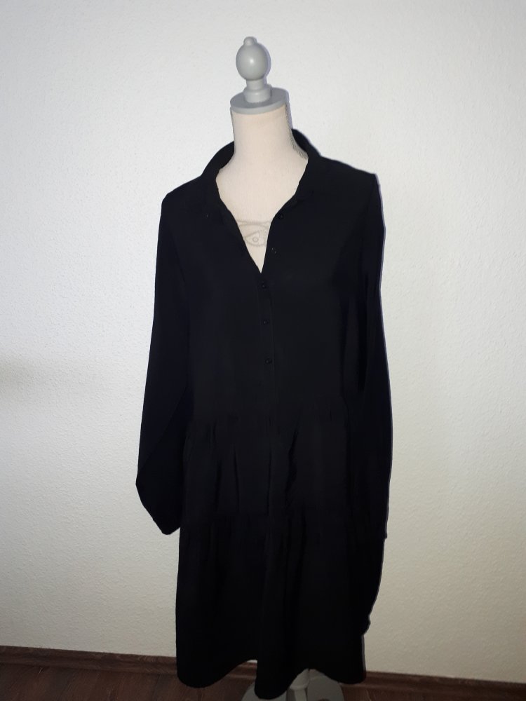 Super schönes, neues Kleid in Größe 46(XXXL) von Janina !