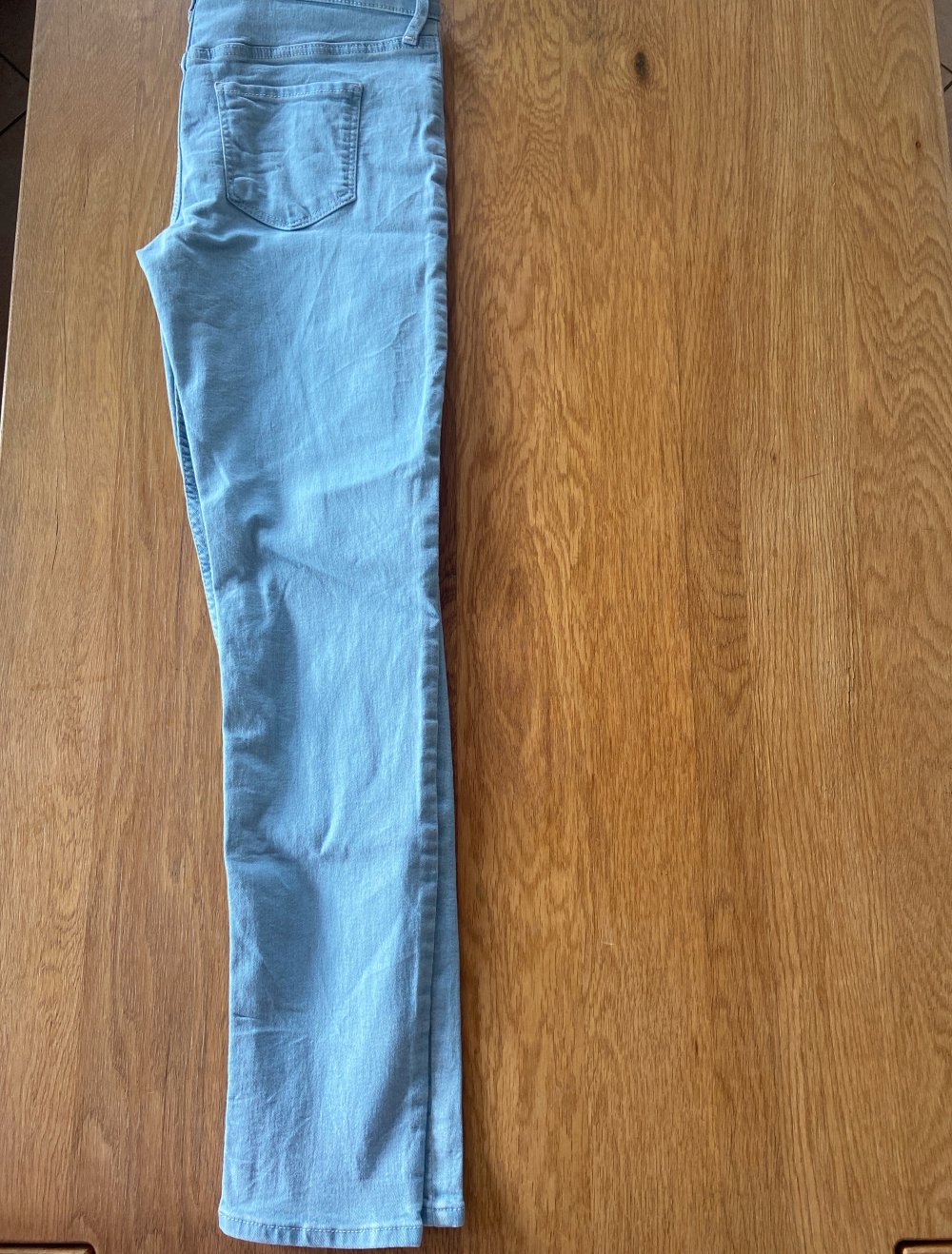 Hellblaue Denim Jeans Mädchen