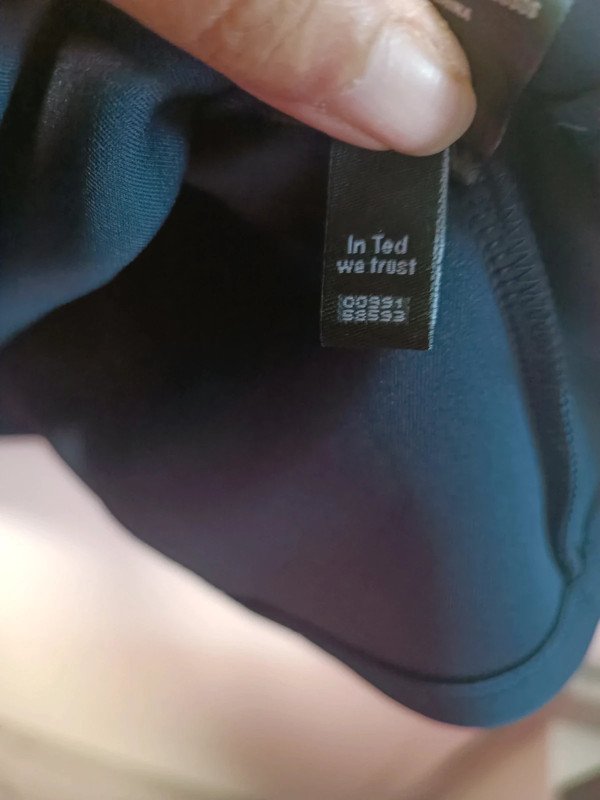 Ted Baker Kleid