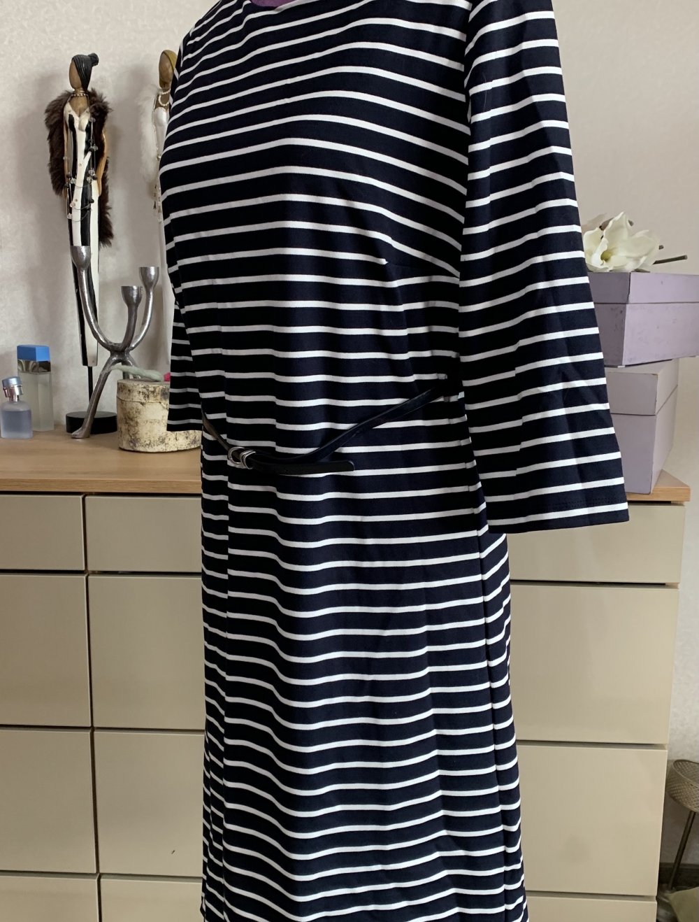 Neuwertiges - Tolles Kleid von Bonita mit Stretch- Gr 38