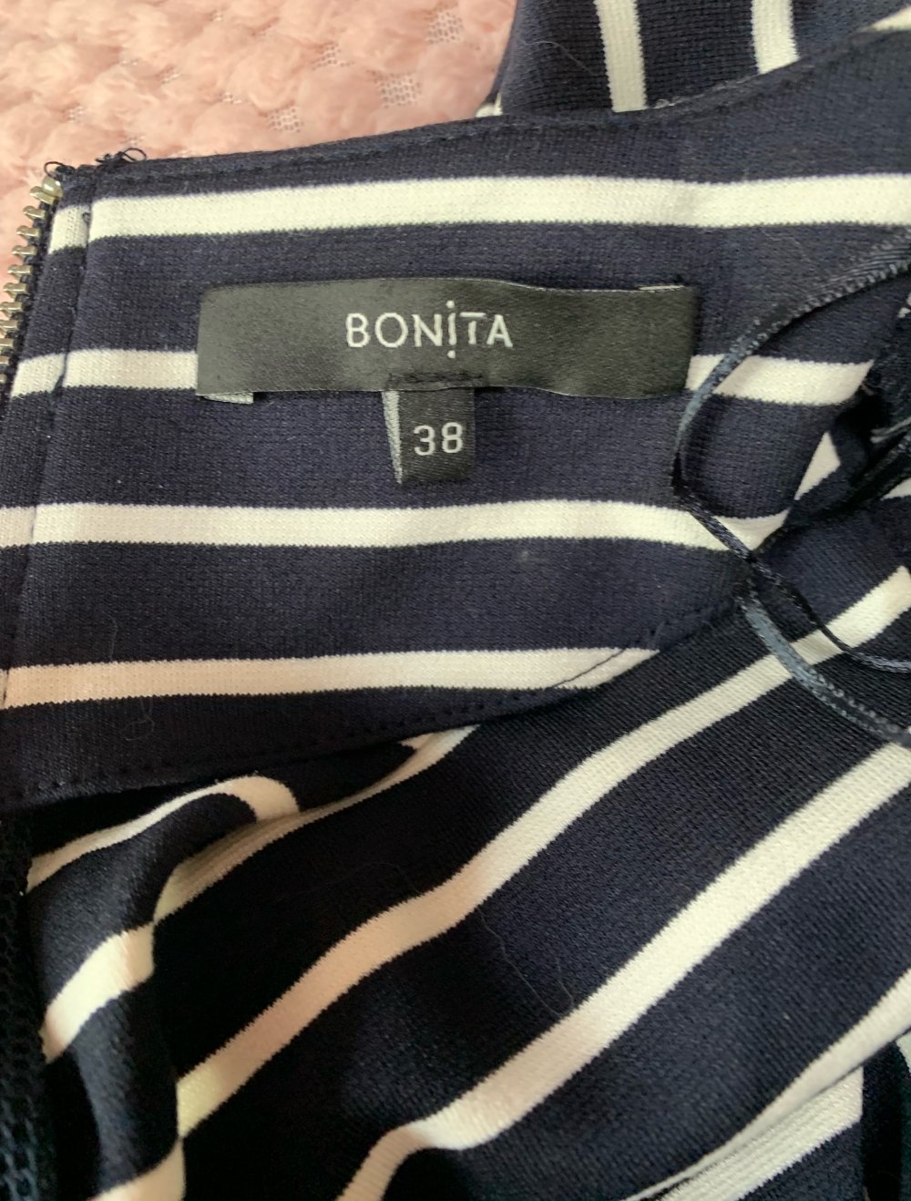 Neuwertiges - Tolles Kleid von Bonita mit Stretch- Gr 38