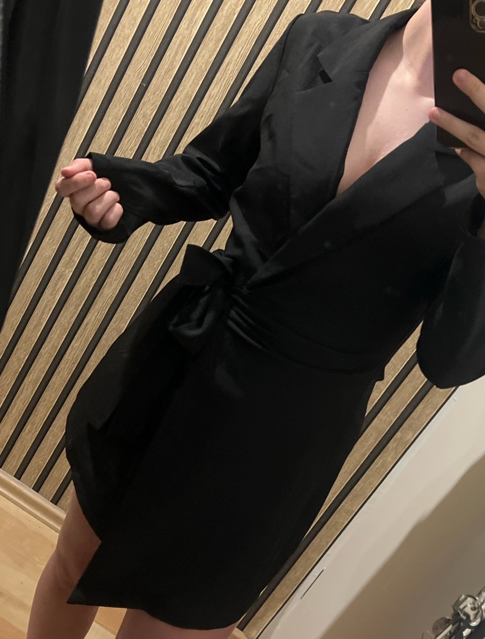 Damenkleid