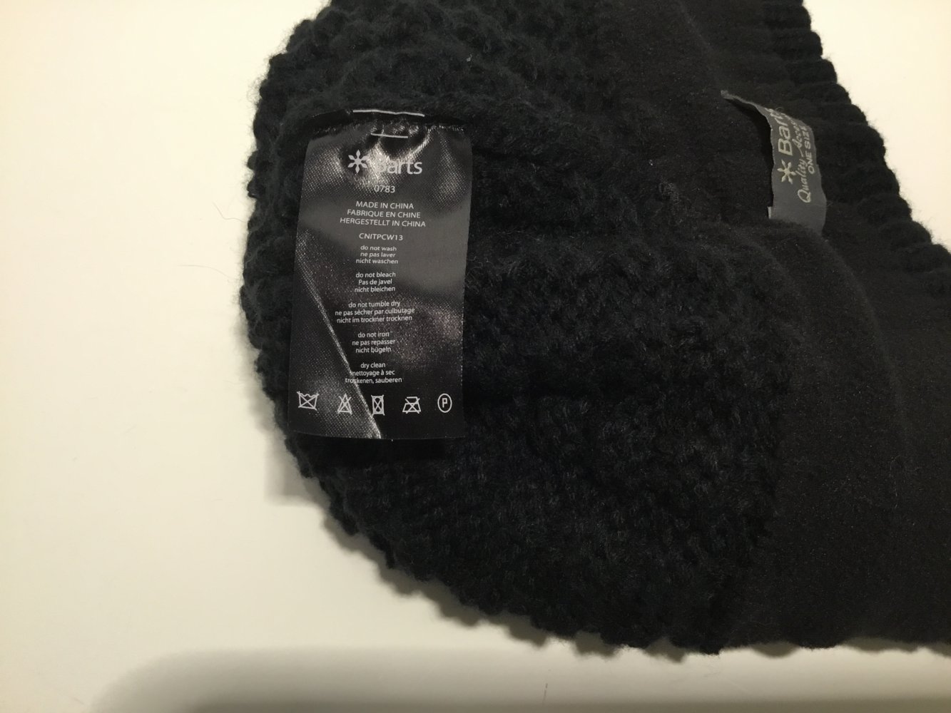 BARTS Damen Strickmütze in schwarz