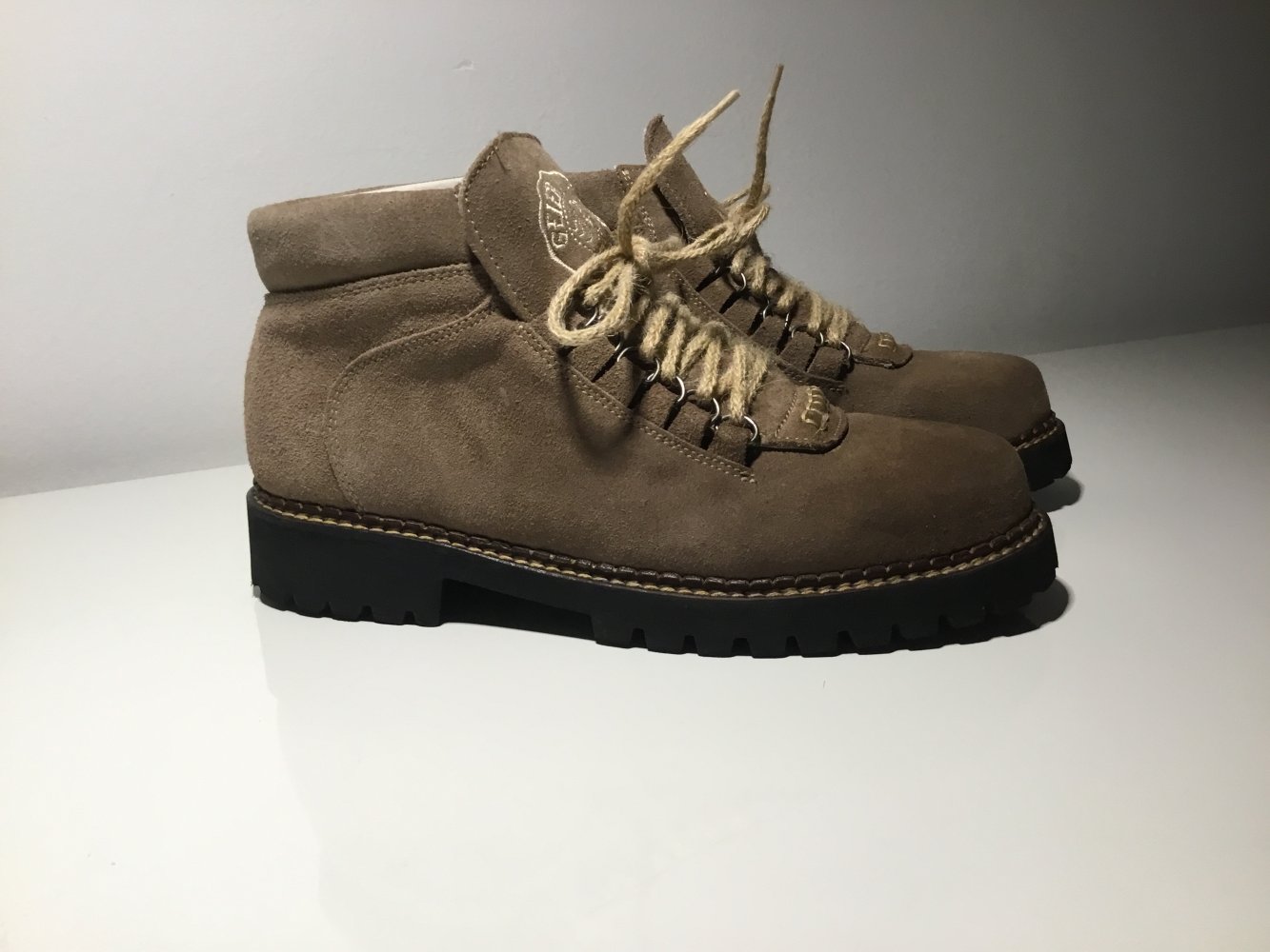 Tiroler Trachtenschuhe von Geier Wally (Leder), Gr. 40