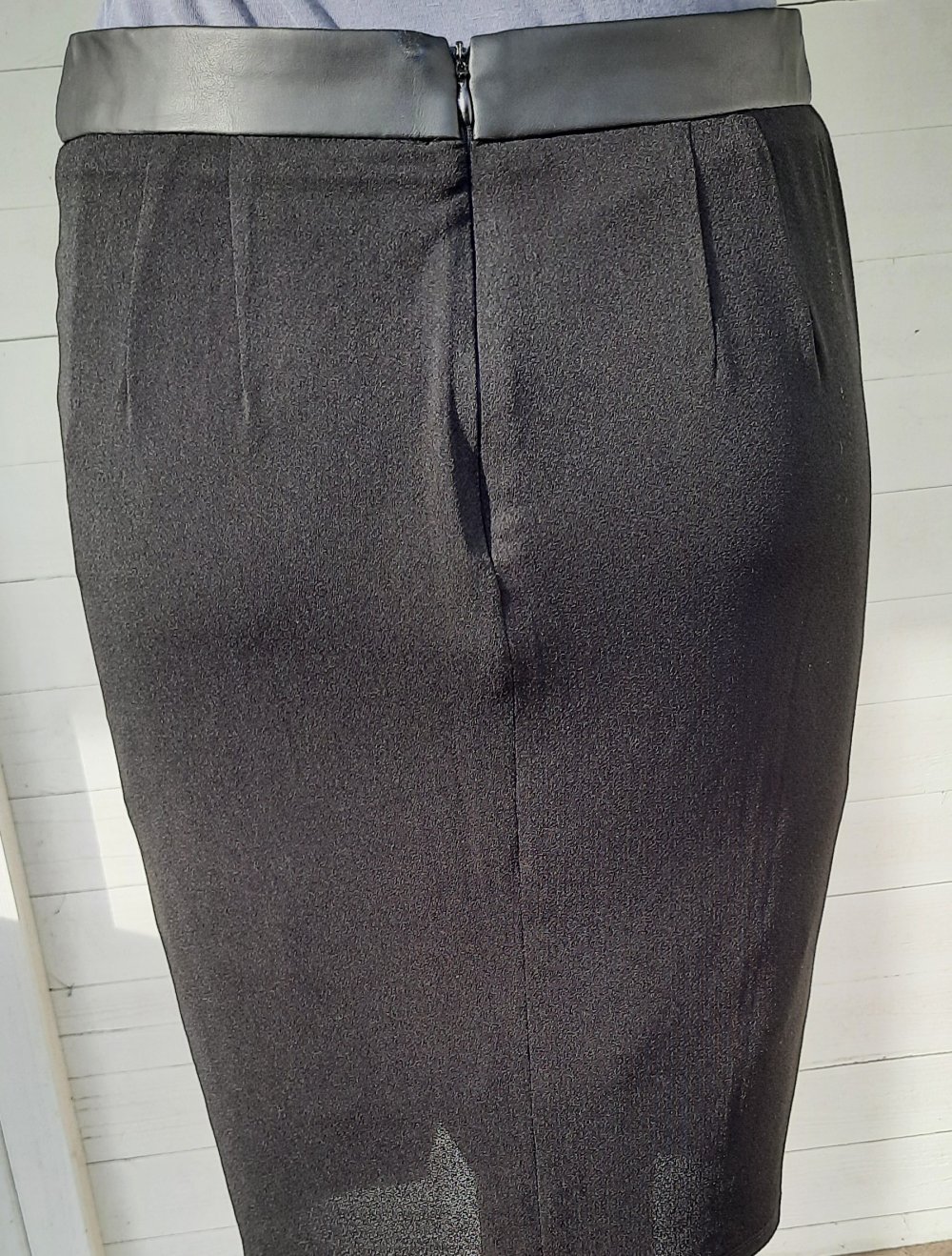 Zara Woman Schwarzer Rock Gr.S Business-Look