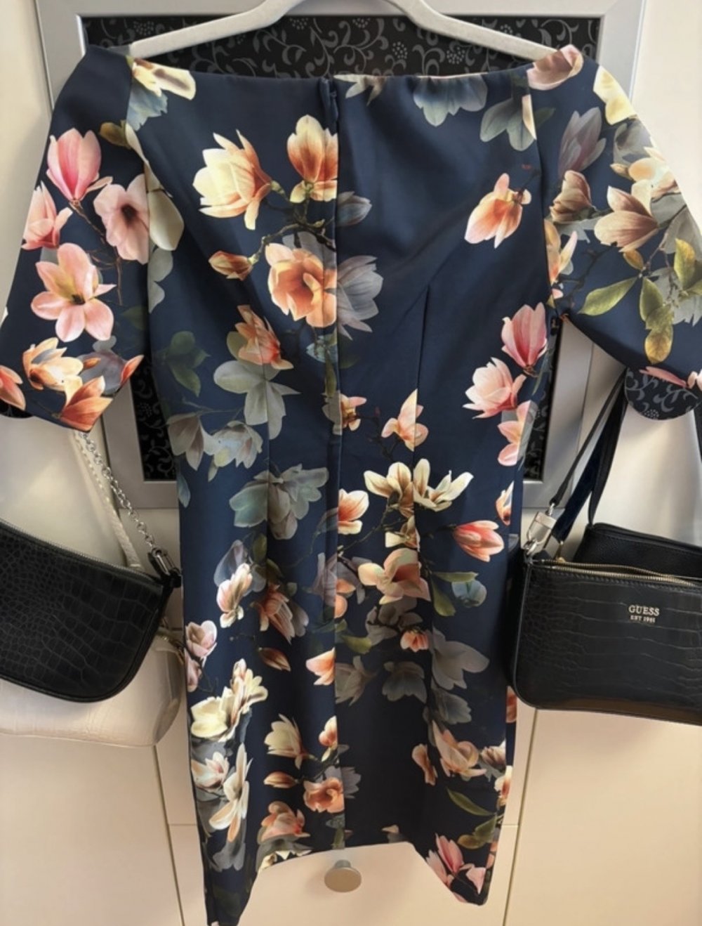 Kleid mit Blumen