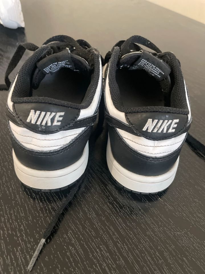 Nike Dunk Low Panda