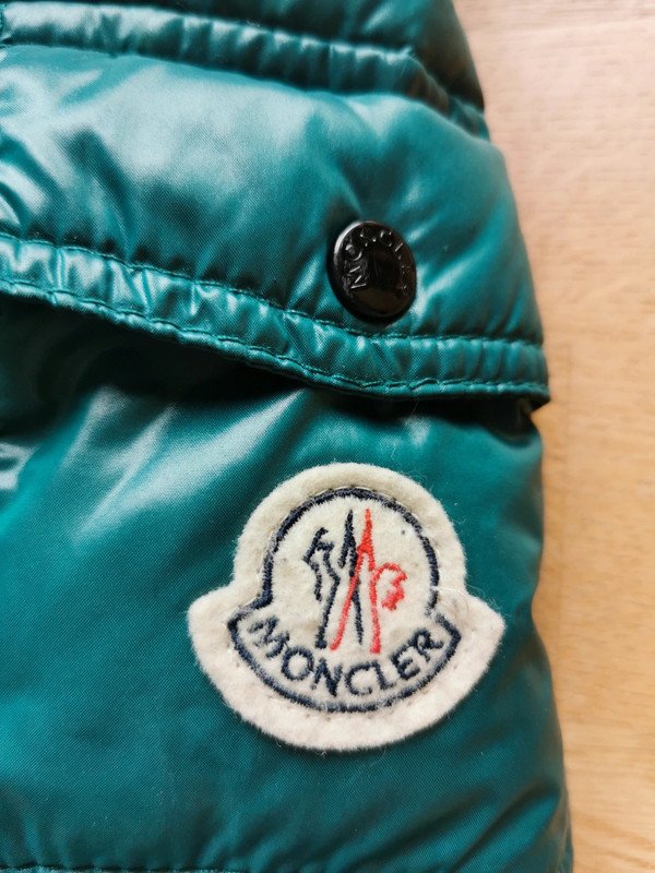 Grüne Moncler Jacke