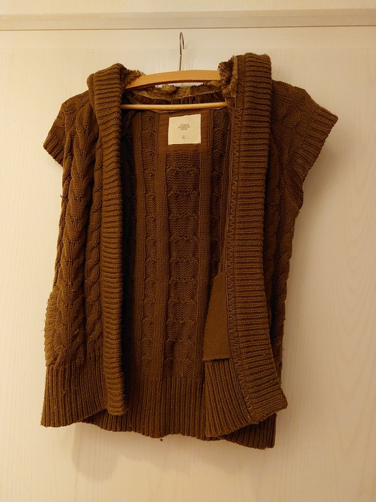 Zara Weste
