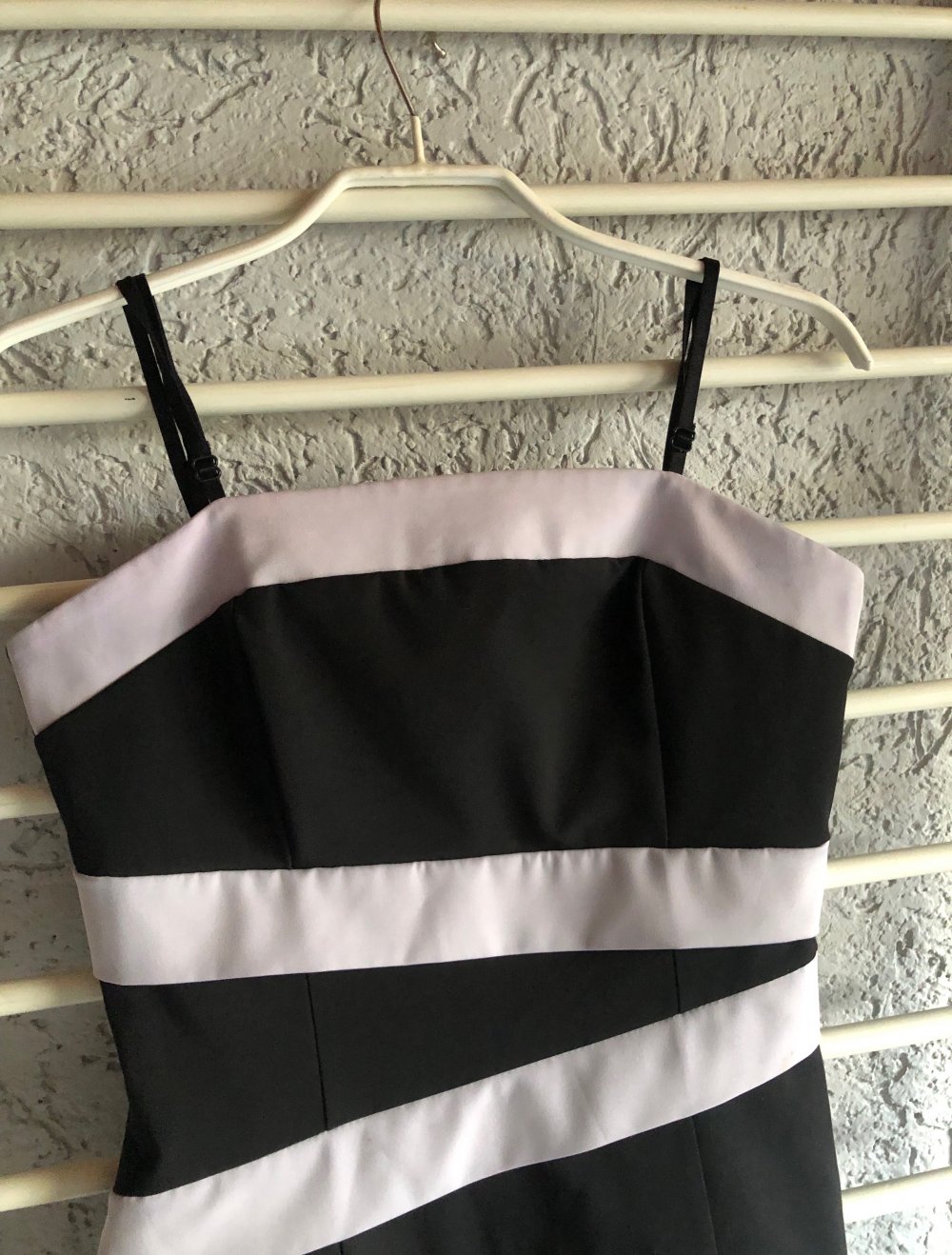 Trägerkleid Cocktailkleid schwarz/weiß Rinascimento gr36 Maße anbei