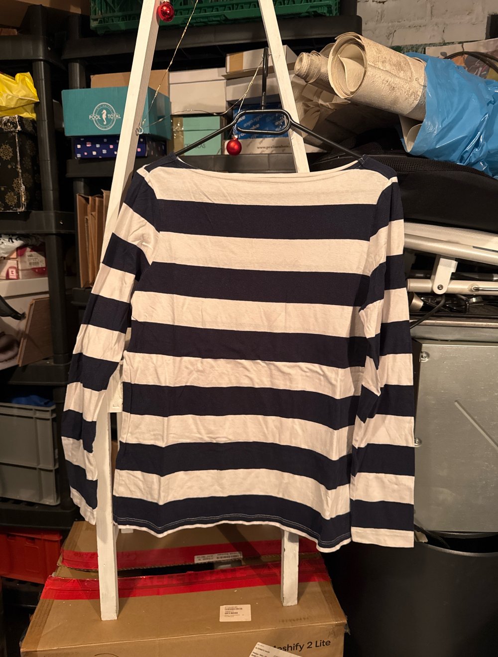Schönes Streifen Sweatshirt