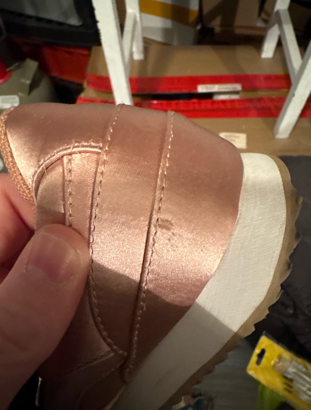 Schöne Rose farbene Schuhe